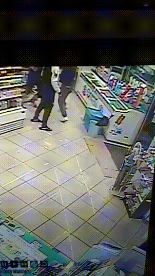 0ea24ba5579caafb364c7c221ccaf806_525161.gif