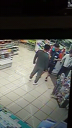 aeb02e0bfbc9b11ae1e4334fdc3a0d6a_886656.gif