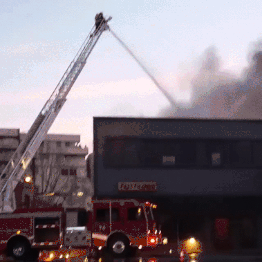 cbe78ea875eb0b0da6a1b5df6ca66eaf_352155.gif