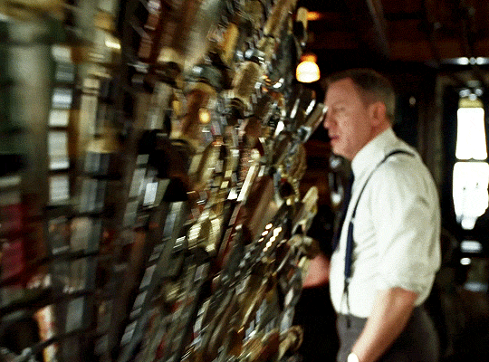 d1734a3b6f4b9d3ab0557aef16a08d97_190613.gif