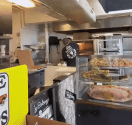 e361987d81a5dd5444cc1e1d94f3d413_748885.gif