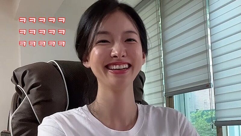 [유머] 배우 이시아 신작 근황 -  와이드섬