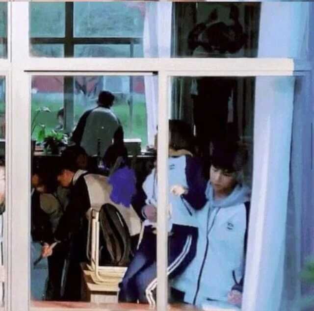 [유머] 여자들이 의외로 설레는 행동 -  와이드섬