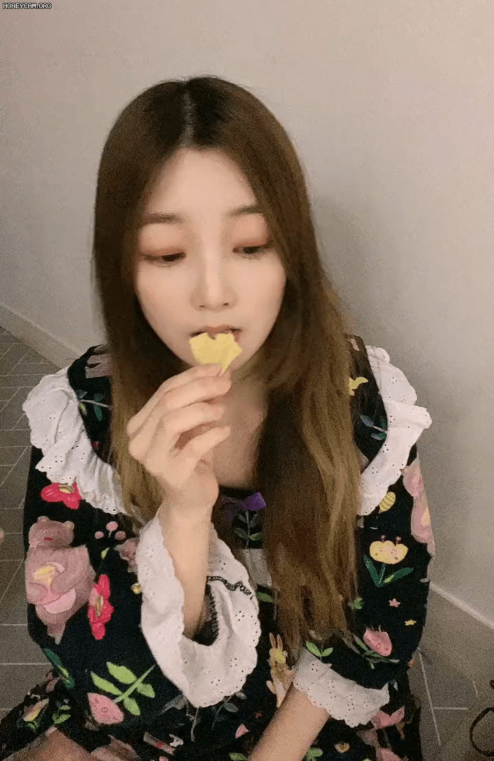 2976c37609d63113d7a9531df714e6b9_838892.gif