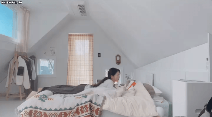 93645fb6cce08e47df32429a4be1209b_760808.gif