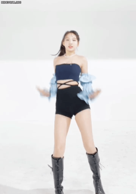 aa5c9dbe8bb4a8f6f2183b5862a71b78_125106.gif