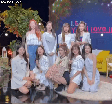 1b09612cd379d61d0d2d692846a3fd1f_825275.gif