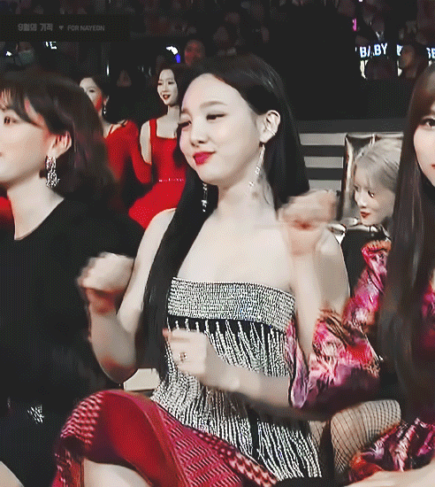f9ef3b56a597b556e835e162f97edf3c_399057.gif