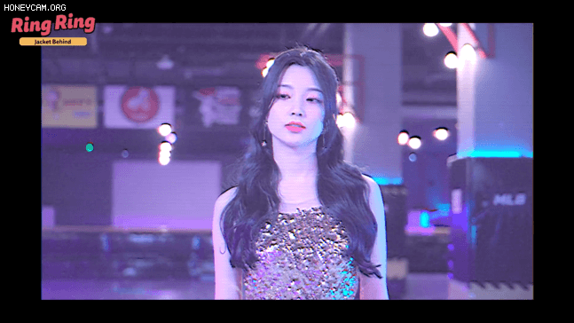 7208fa62077c4062cb5957a8744499ce_322340.gif