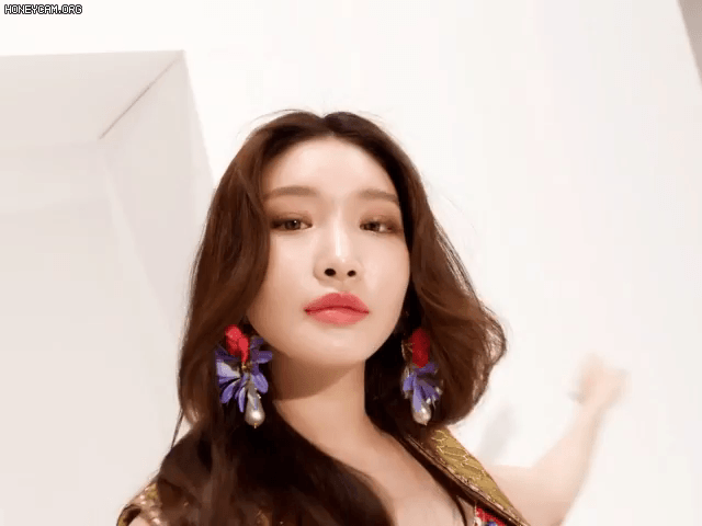 0f7a941c938f6c7b367ec5685a37d271_220222.gif