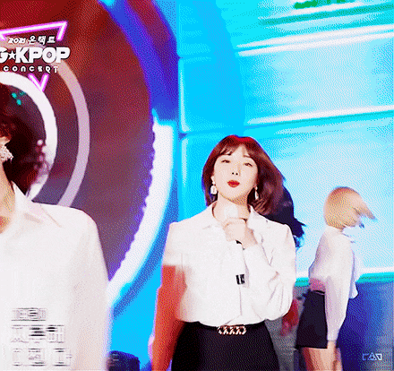 34021e3ba0d87f453d994283c3399461_996940.gif