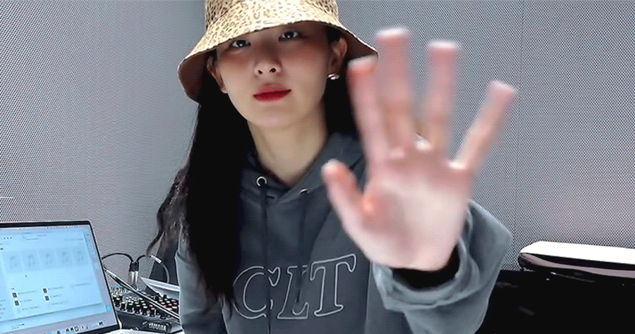 7d6105acbc7a521a19067f22be68b639_625201.gif