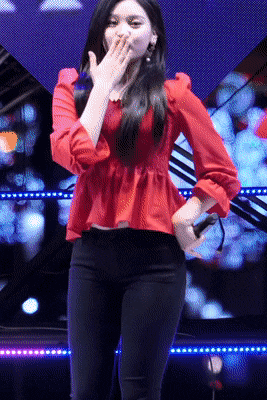 cfe317816044add5a62687adfa45c490_889711.gif