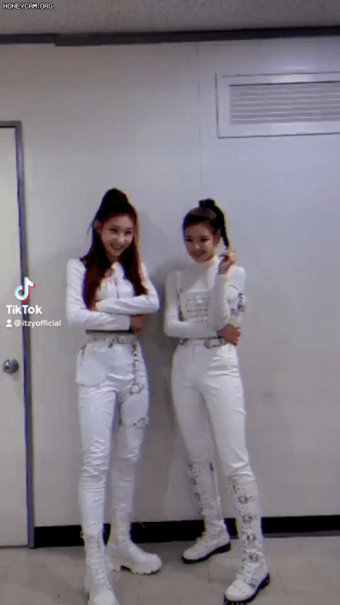 61b13ea295459a6e8cb924aeee745482_216790.gif