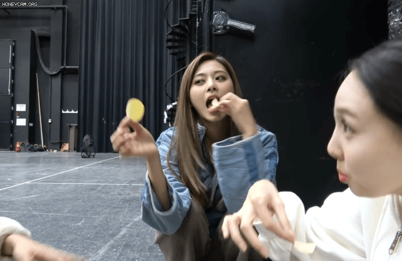 773599b30df0b08454b8e9c288c2cf9f_615191.gif