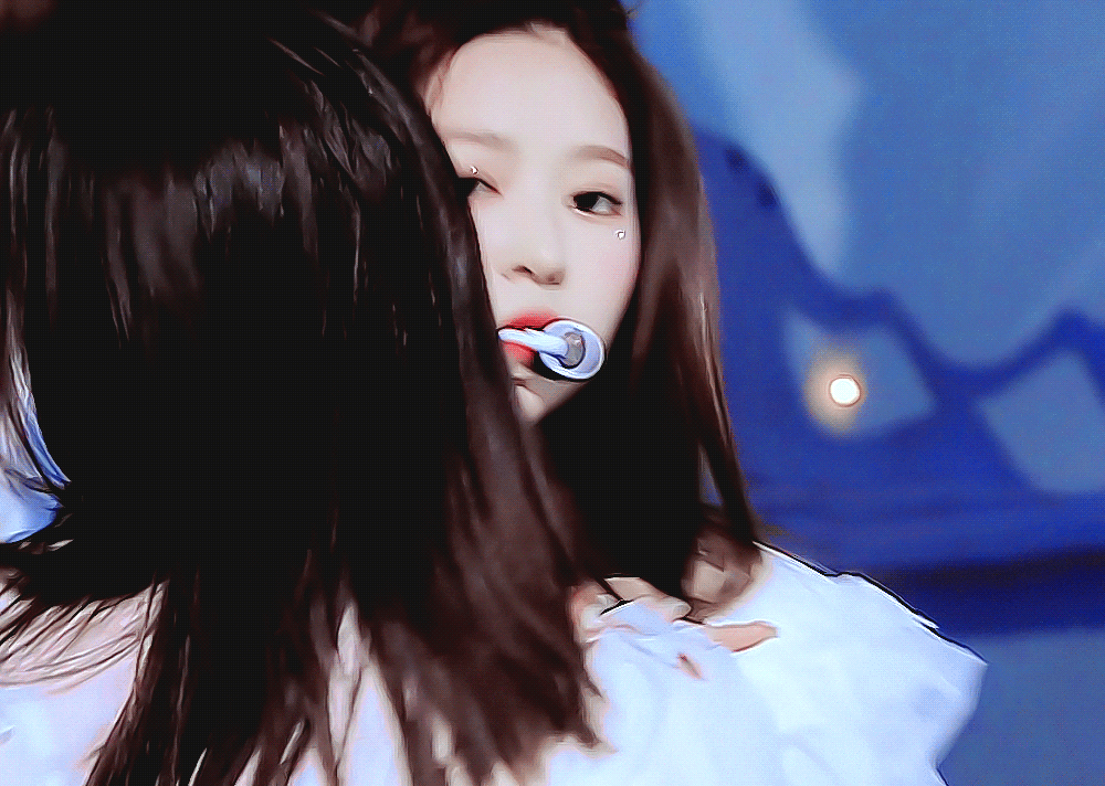 ad0587a7e29a0470228b25e8f3e7fedf_626205.gif
