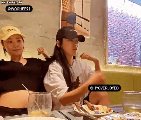 4f448245e4319c0d0556fe4582a75dc3_631751.gif