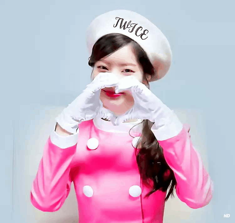 739b5b6090e930914d20dd6fd63aeb64_221410.gif