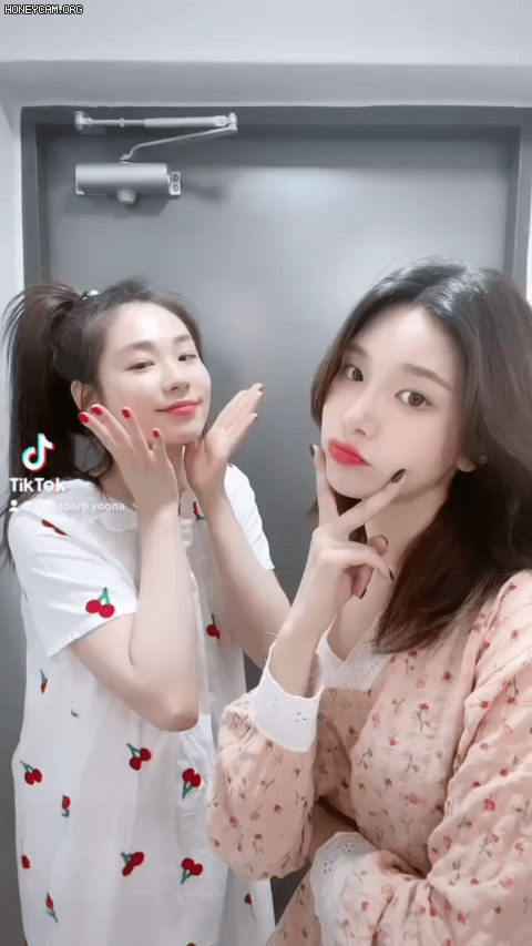 b80f21bd98011436050d634096fa9c50_821057.gif