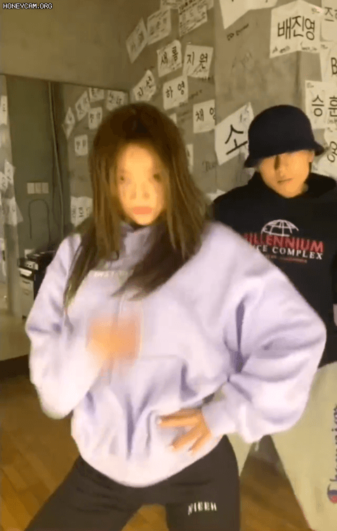 920d0ee8f83523055e3a63d5a4cb48ad_397079.gif