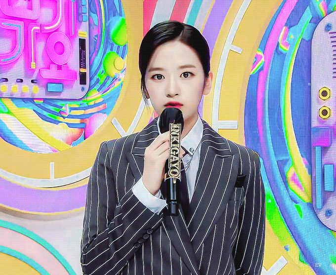 838a9eddfbb135c581394c580cd854a0_879004.gif