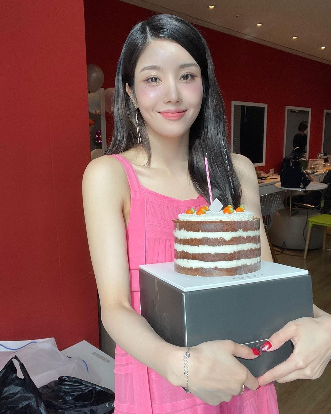 3f7be0319d0456b74d9638b1d2cd27ee_476368.jpg
