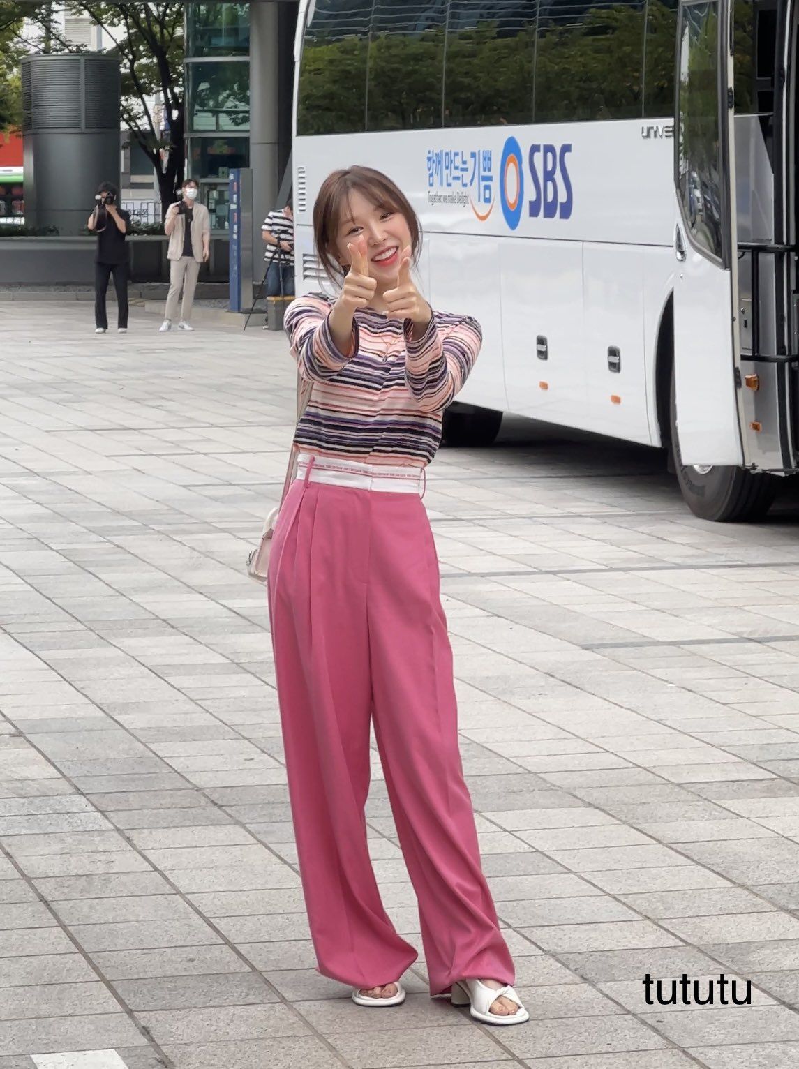 f208be81f954ae739ede16fdd183acbf_968933.jpg