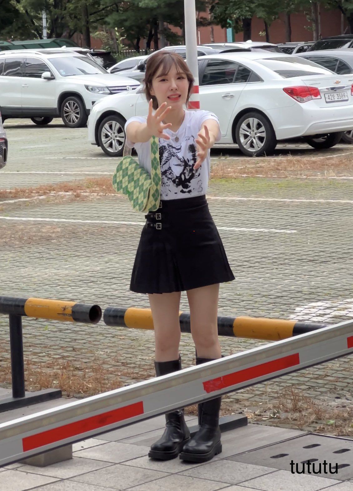 e69f5670974092635ddd8cacba2763cd_320202.jpg