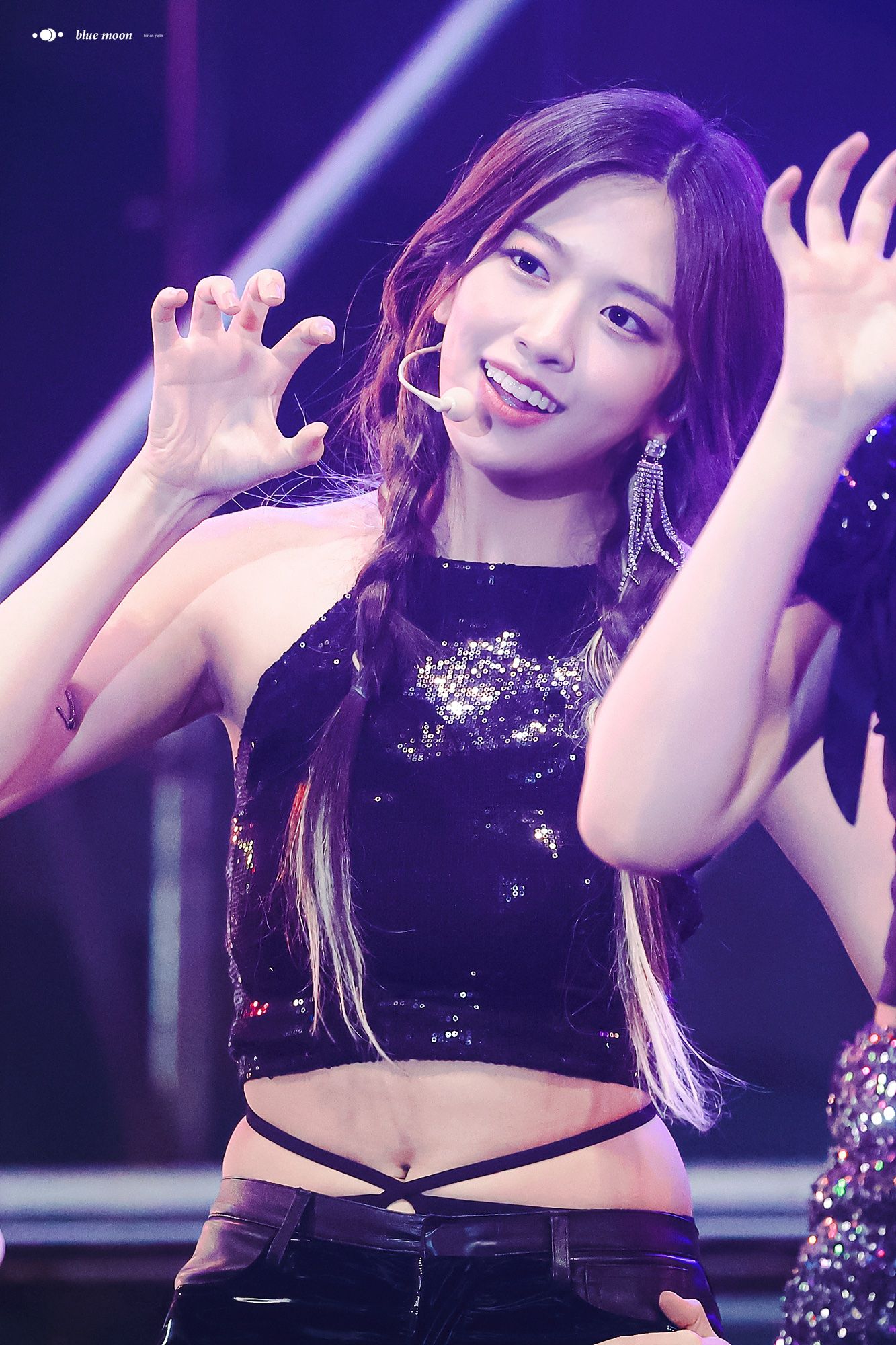e1884ef9ac84be3da46b37115988de43_270613.jpg