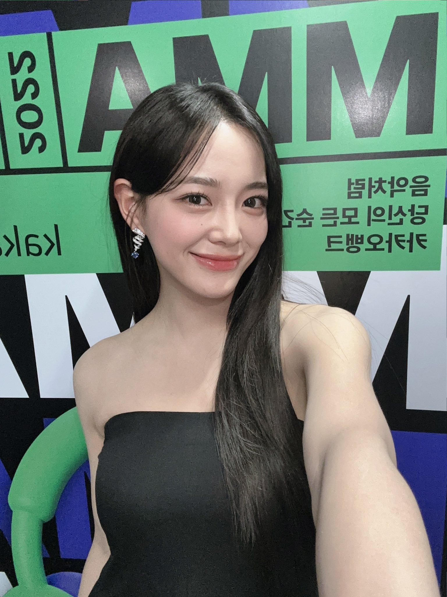 2efbfa660a4c23ee6cbba3d0e3292337_242848.jpg