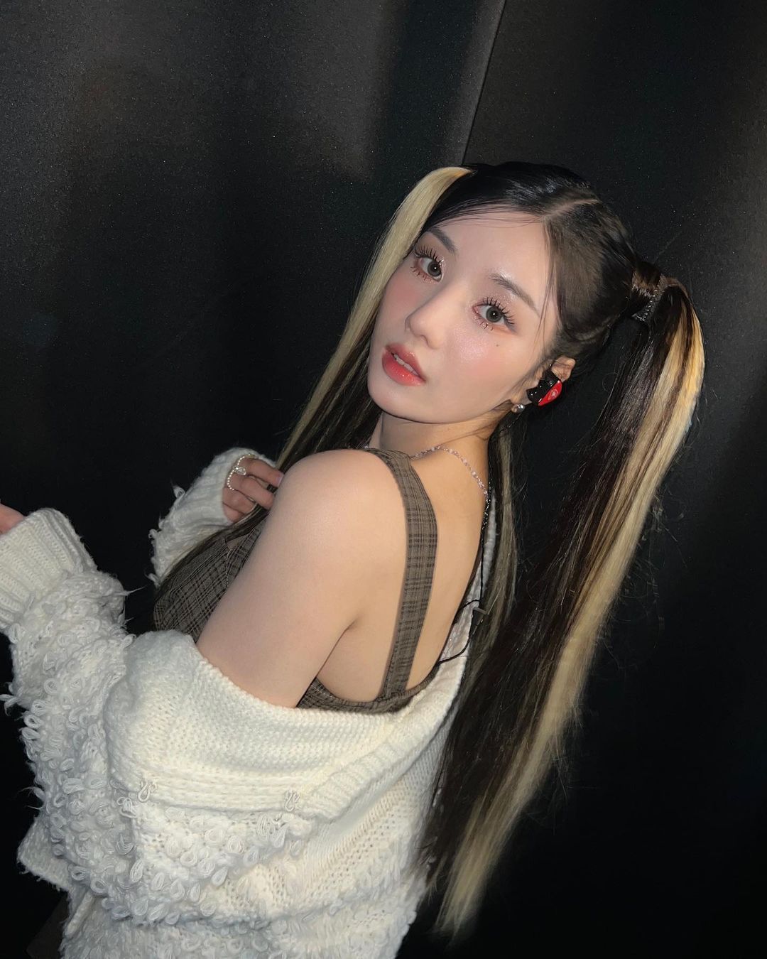 3dce1df1a0a609a0be9d8b542485163c_451551.jpg