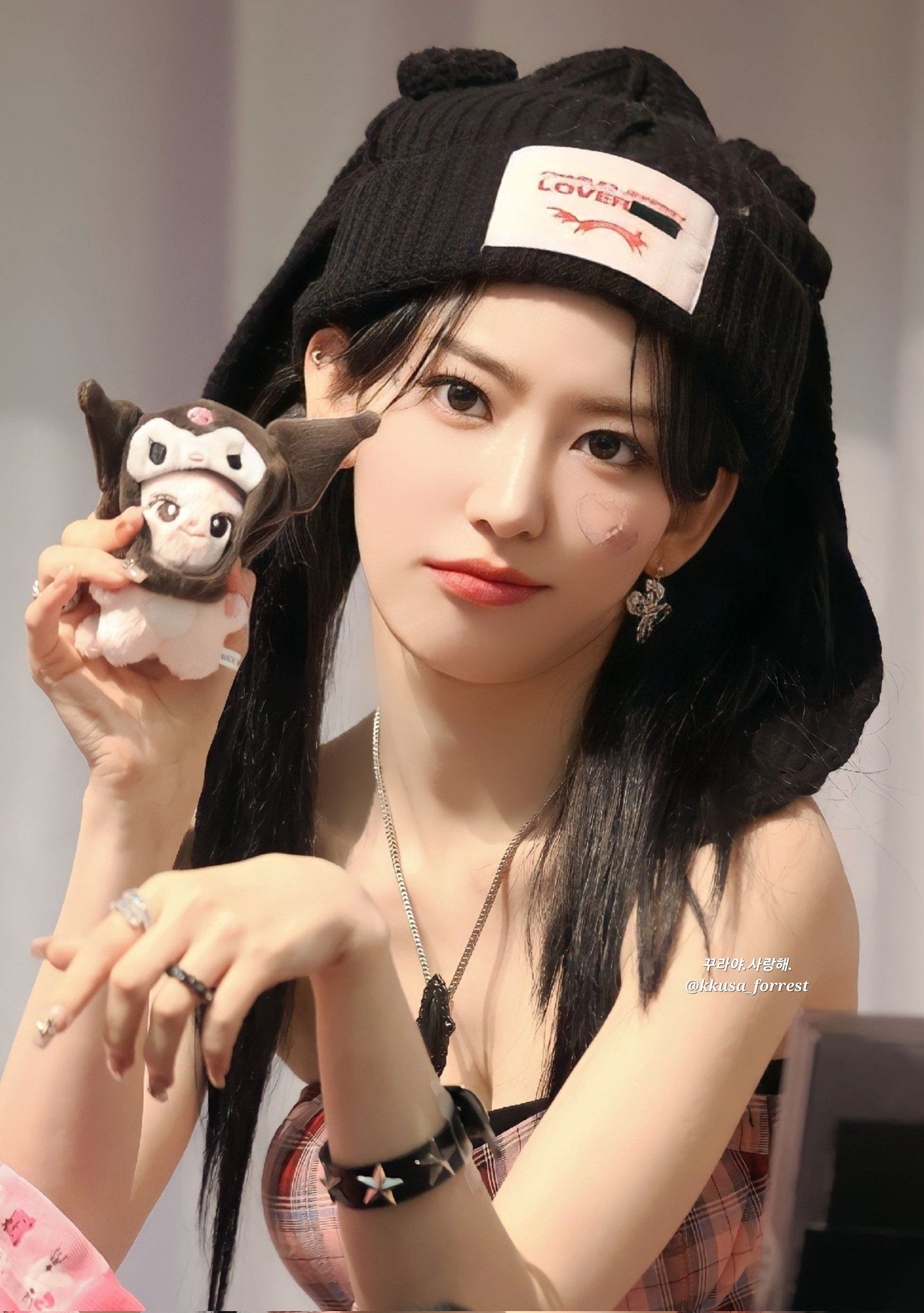 cf40a7d4be904a60bcd5532e4e90e38e_537159.jpg