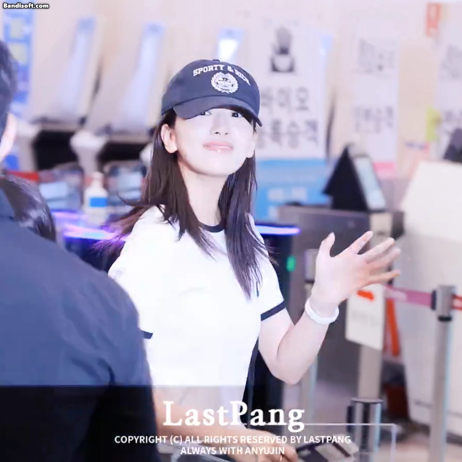 14beaa80cc1ca47054870a4d0178c6ed_266617.webp