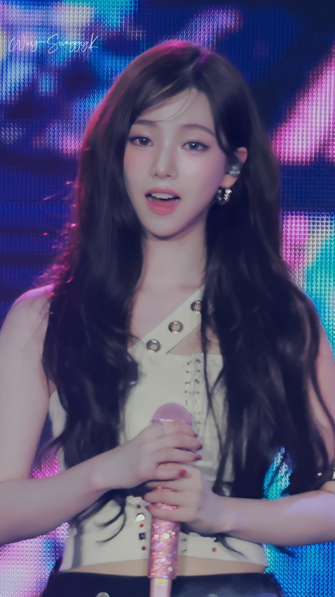 afa59d6fe8ff09ef77a727e8b63beeee_459162.jpg