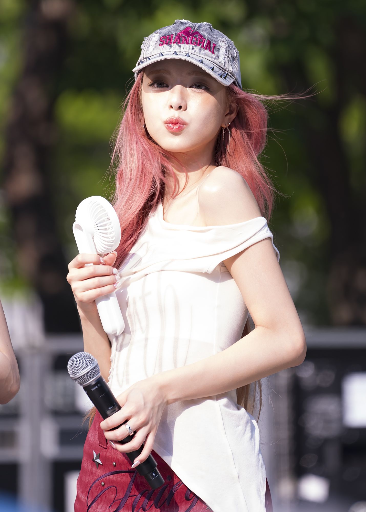 3e9c0d67fccea89b999e41dc3a5f4ff0_457635.jpg