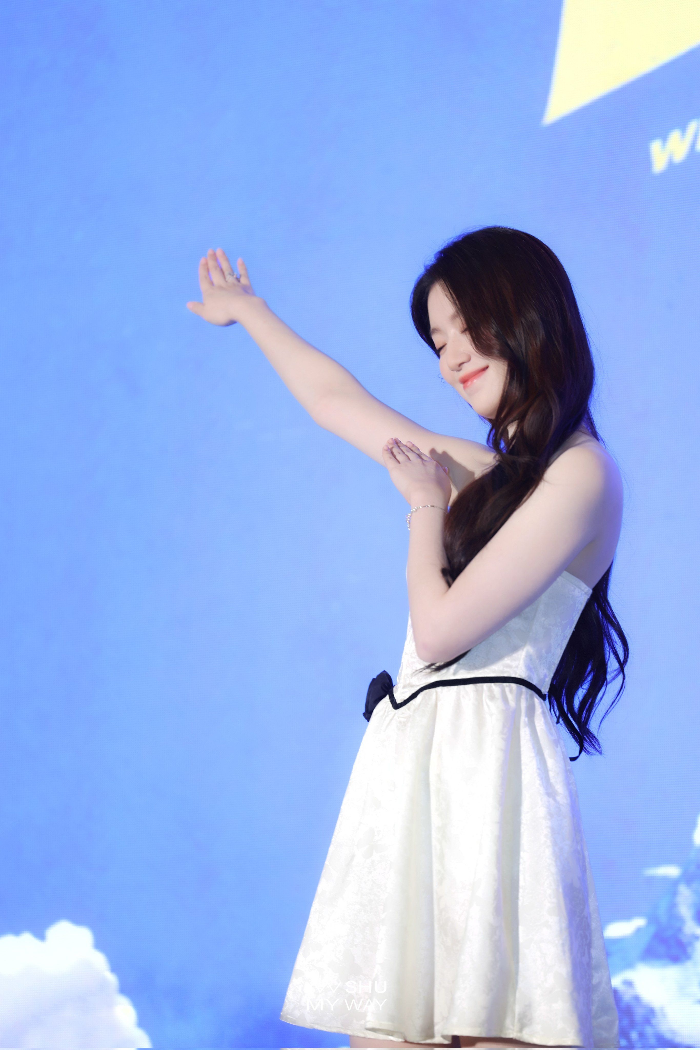 7efe8071fadf3969791c25c3a2a1b21c_140495.jpg