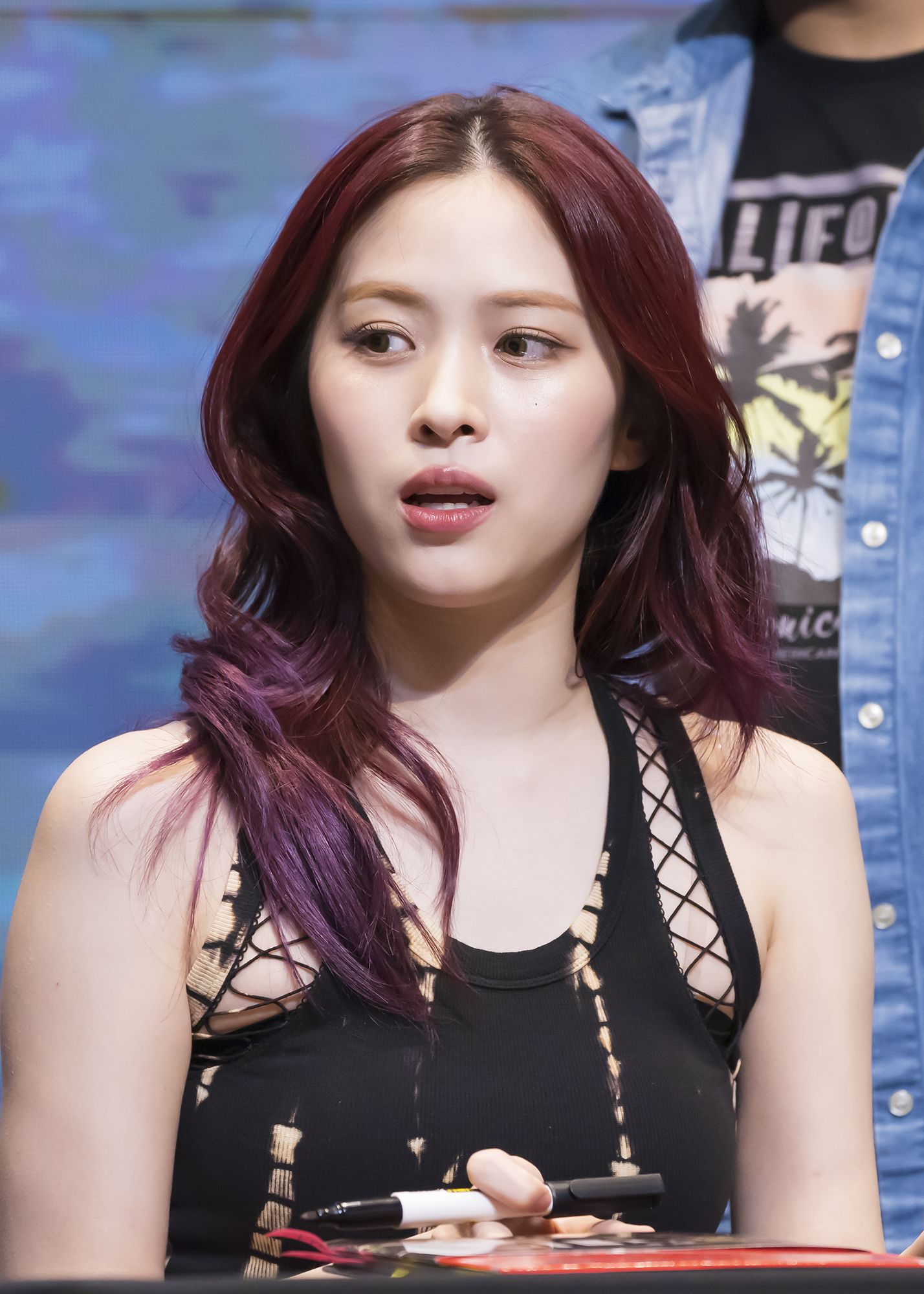 799ff08e33e8d89643125cba22db5a05_976003.jpg