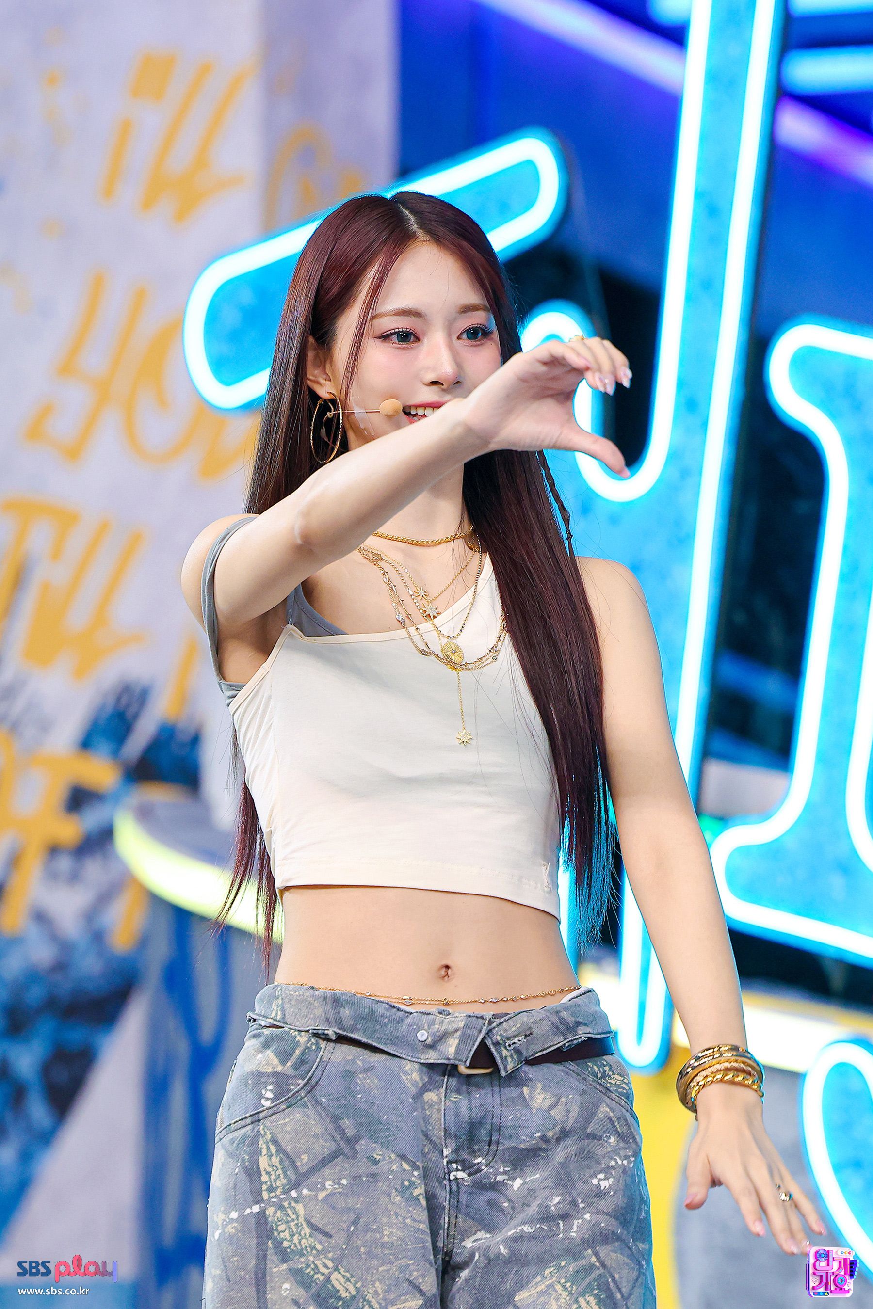 31db1da6f46819bbfaebf41afd48eea0_876113.jpg