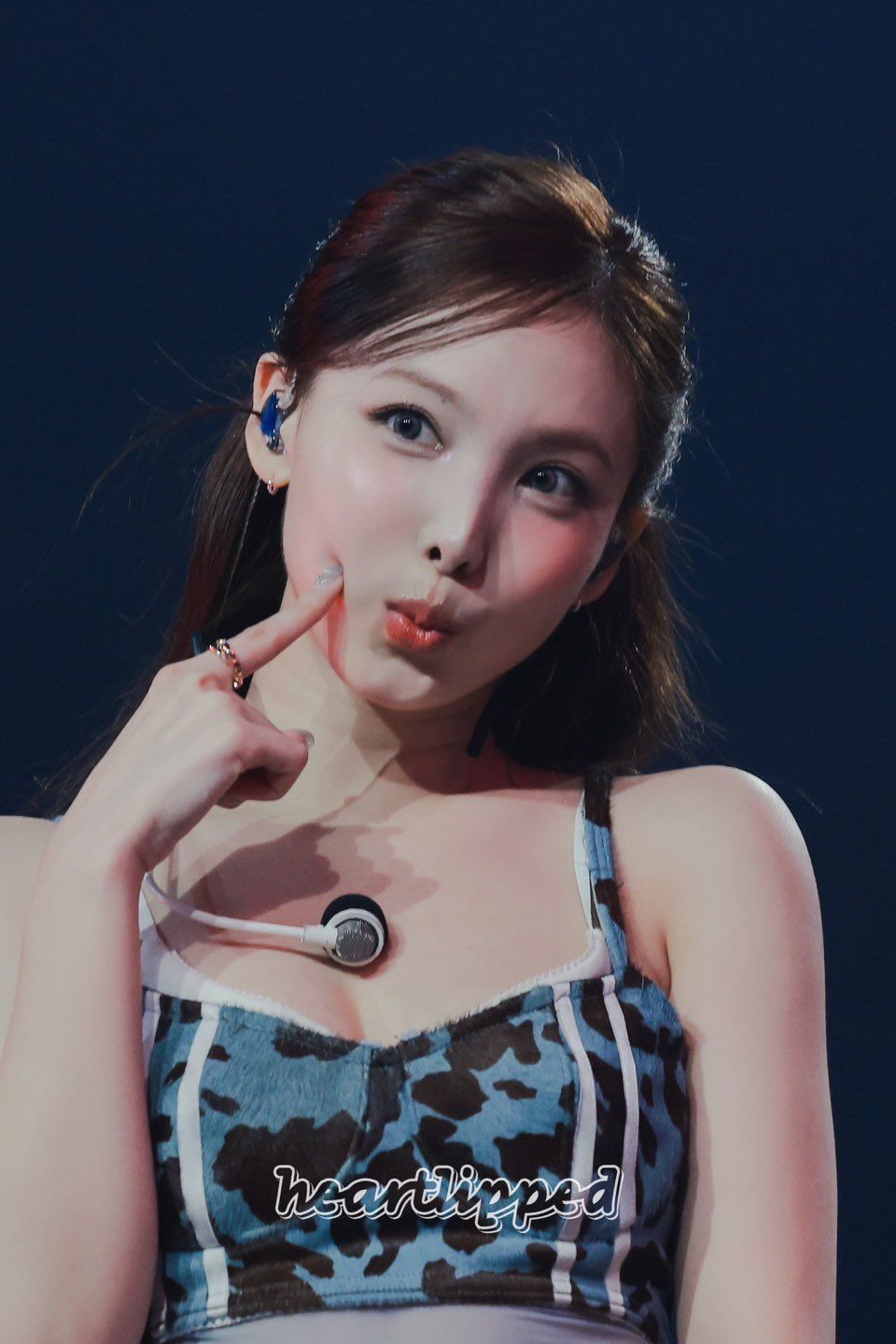 5d7e6acc98661ddd3aeb3adcb77266c4_268604.jpg