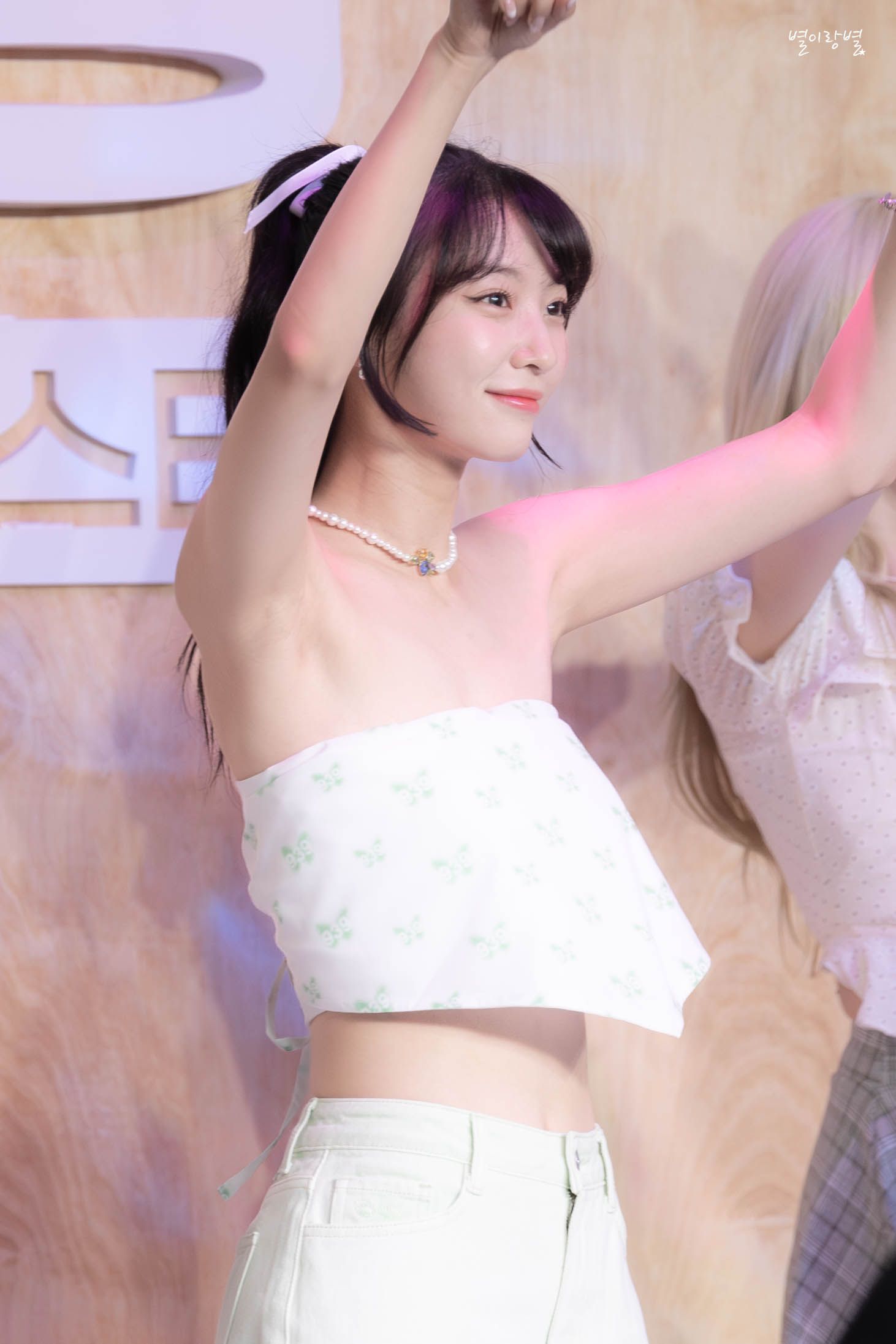 acce425a8af3b114c41a592df6126b7a_449110.jpg