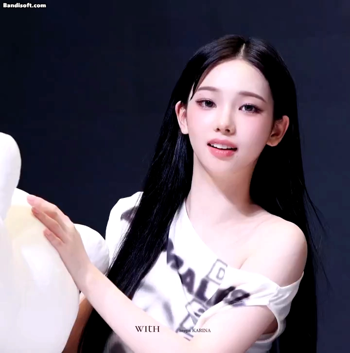faa04a8c72d4d5f5daa1817bc362ec3b_626281.webp