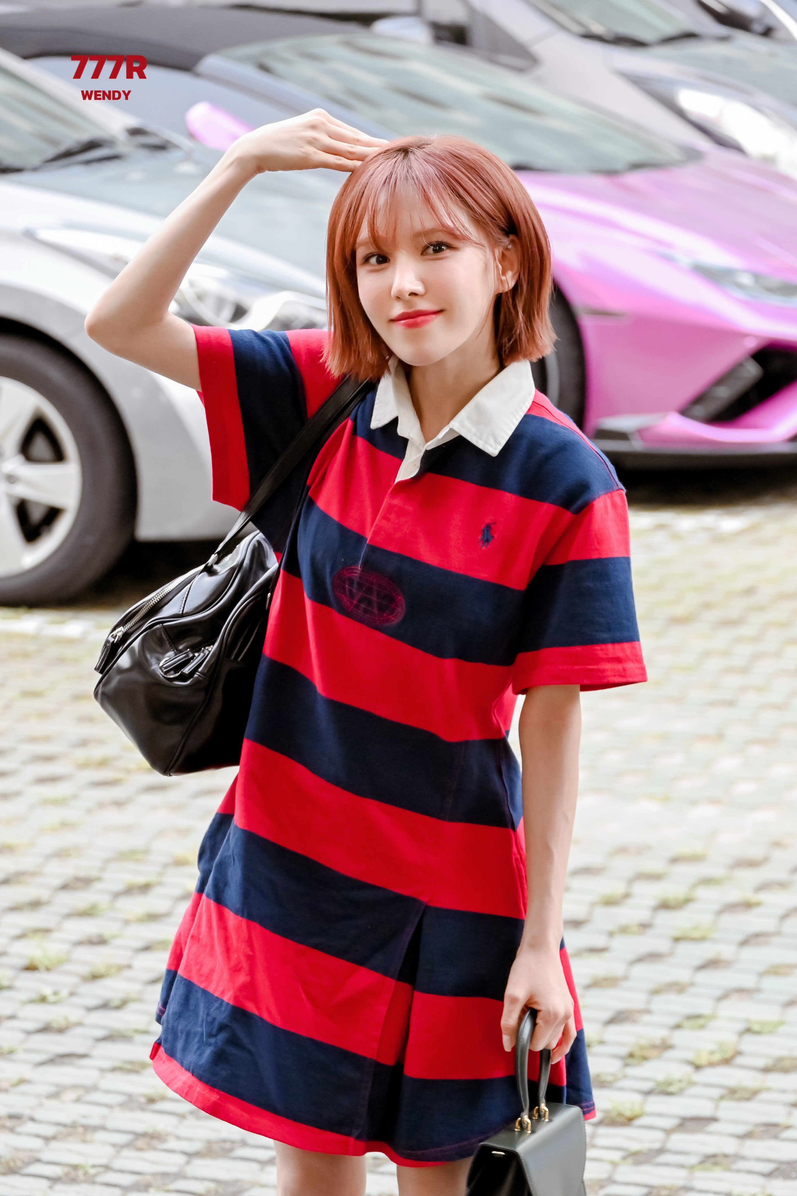 befa6485dd5946e768d0fba6964a1326_242571.jpg