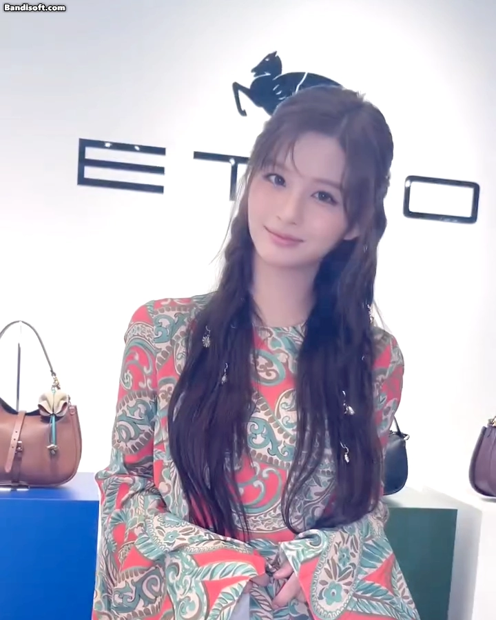 cbcf56f6d2bbbbd3e445dce18ab0ea6c_832981.webp