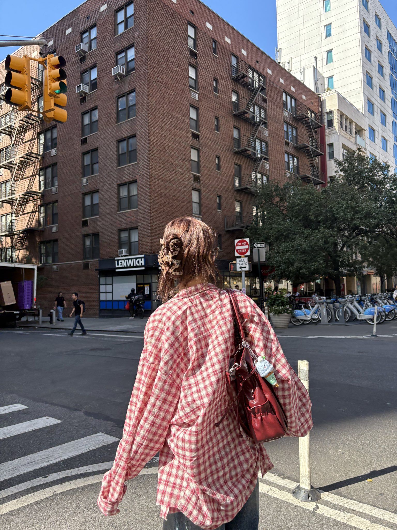 f027747f47bcbc688c5eca1ec63fbfda_135561.jpg