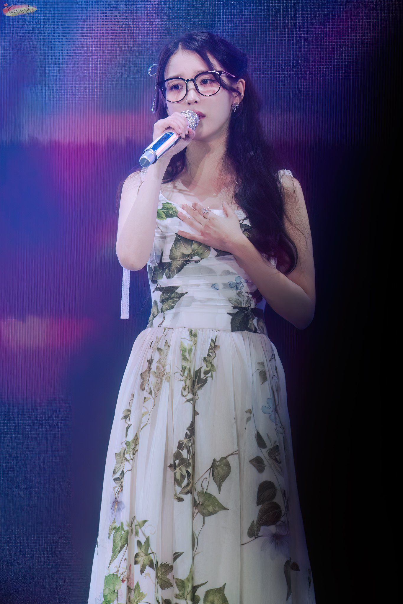 bbae8aaf661a8d9fdd83fd3c6c53737e_389686.jpg
