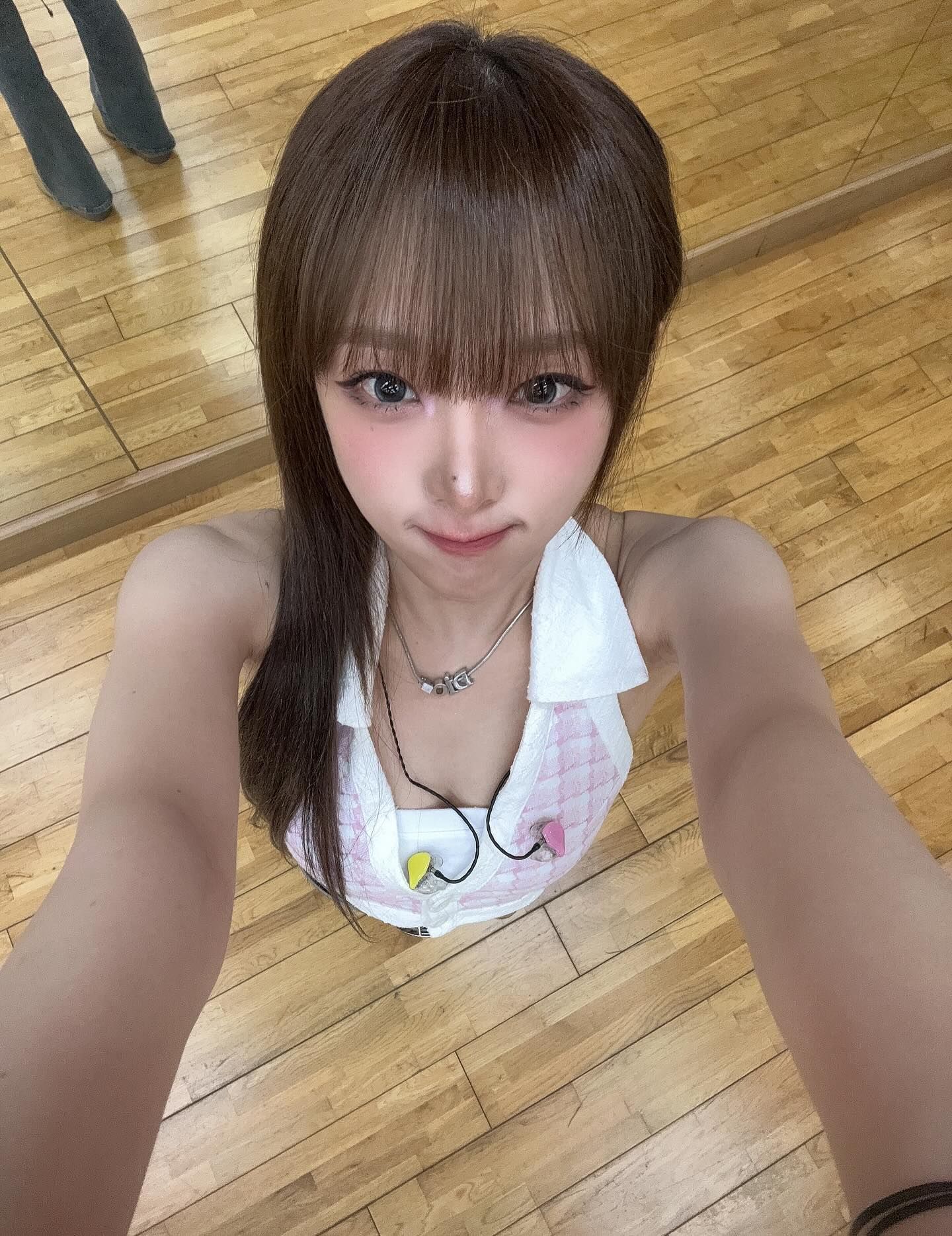 62c8b42686631a9d656554b3a06b4359_827326.jpg