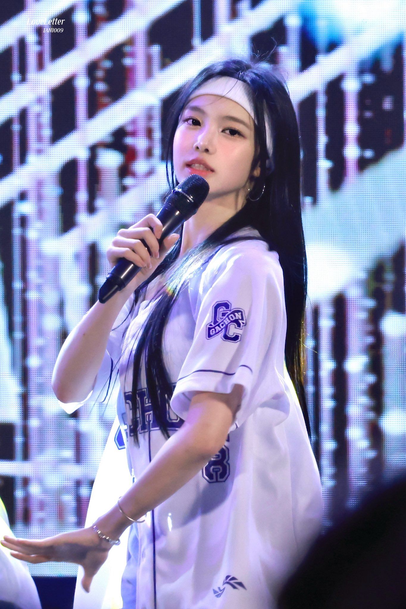 128ec96ee0924ff910a74d8dfc39acd3_425800.jpg