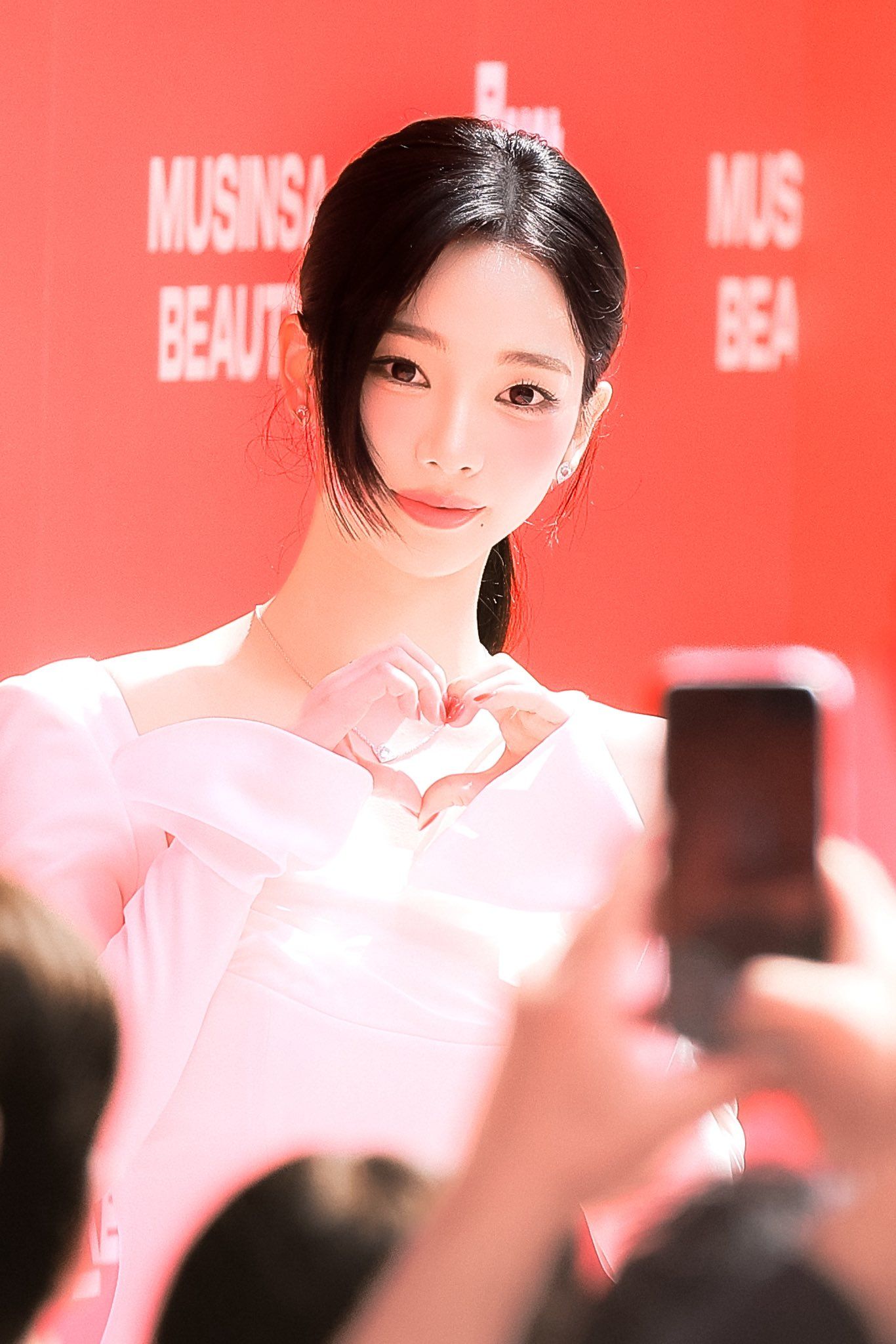 02cb335dd6cc49ff03df31a1d1d3facd_973345.jpg