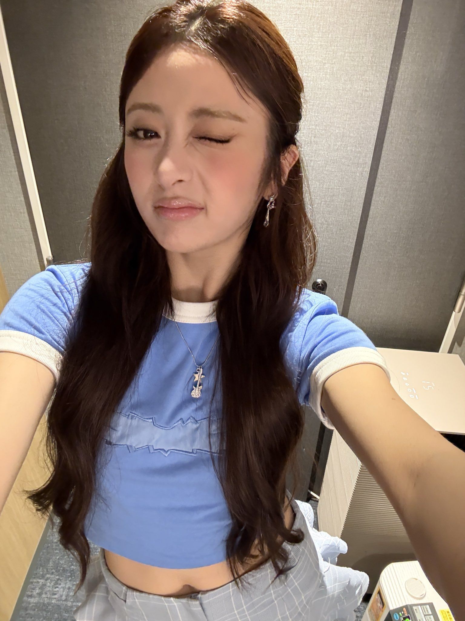 80d2d5fa22e40f2c382e41a1cbe20b78_298210.jpg